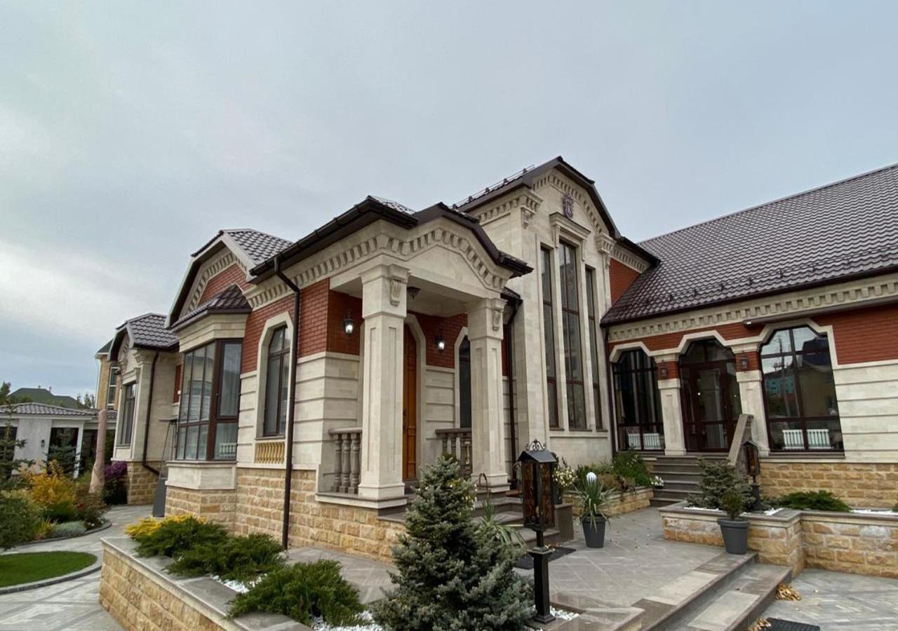 Boutique Hotel Kaspi Temirtau Buitenkant foto